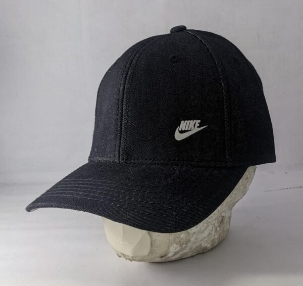 Nike caps - Image 5